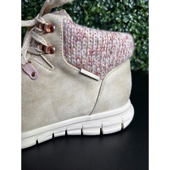 Skechers Synergy Water Repellent Hiker Boots Women Size 9 New - Picture 2 of 14